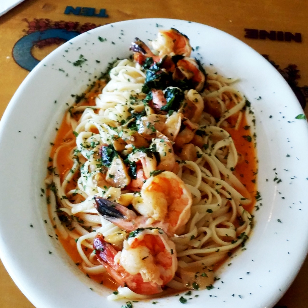 Shrimp Scampi (Lunch Portion) - With Pasta