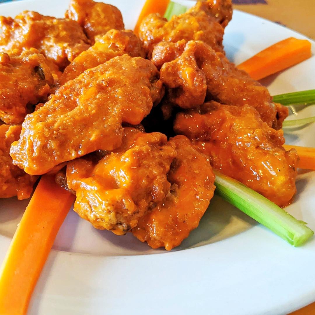 Buffalo Wings - 35 pieces (8-10 people)
